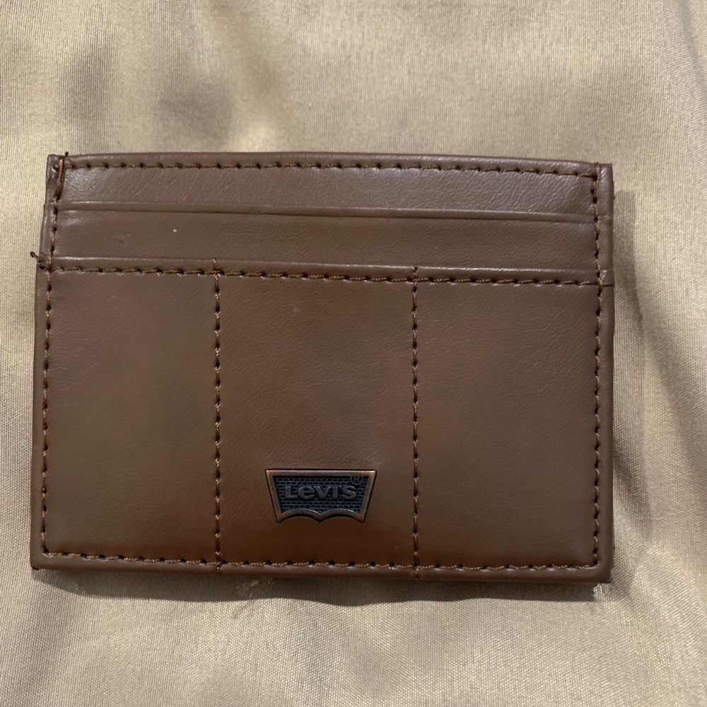 Levi's RFID wallet (never used)
